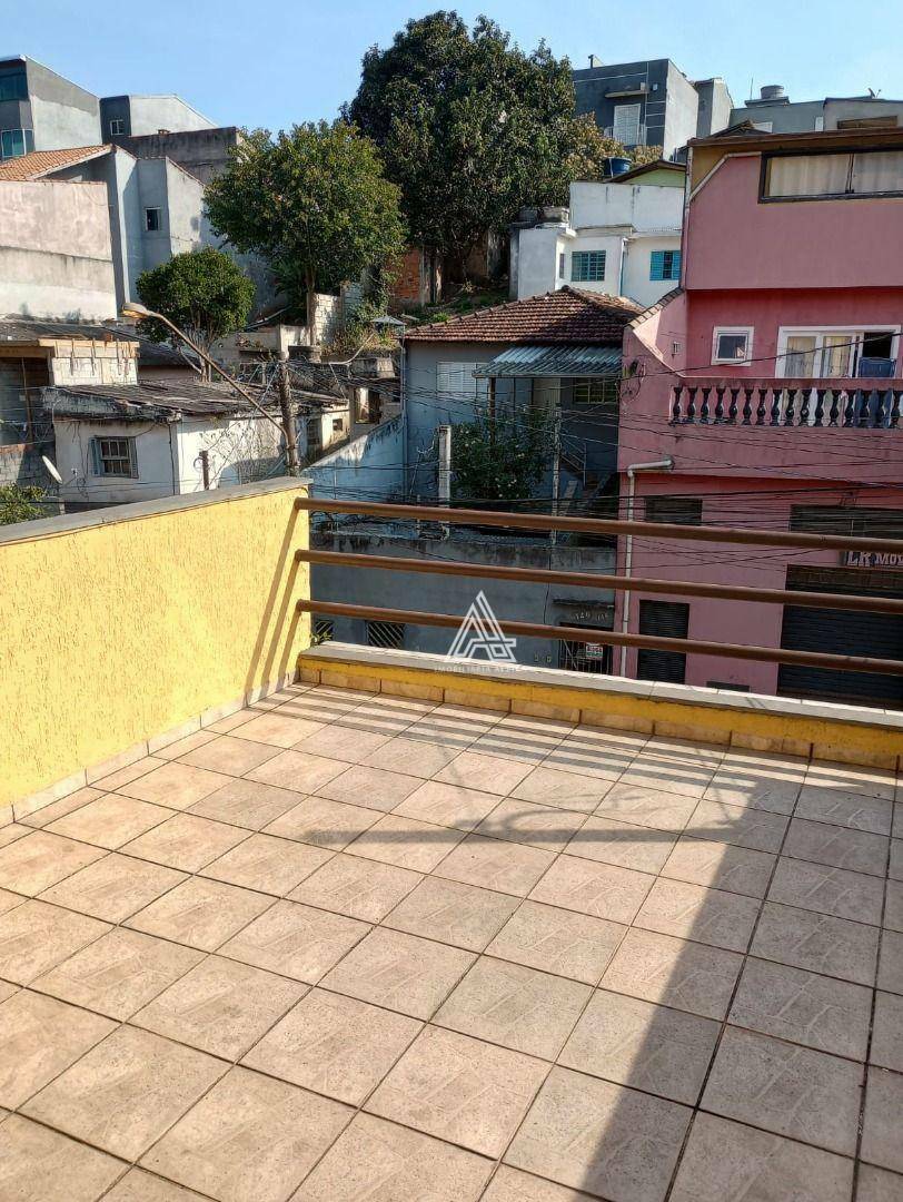 Casa para alugar com 1 quarto, 140m² - Foto 8