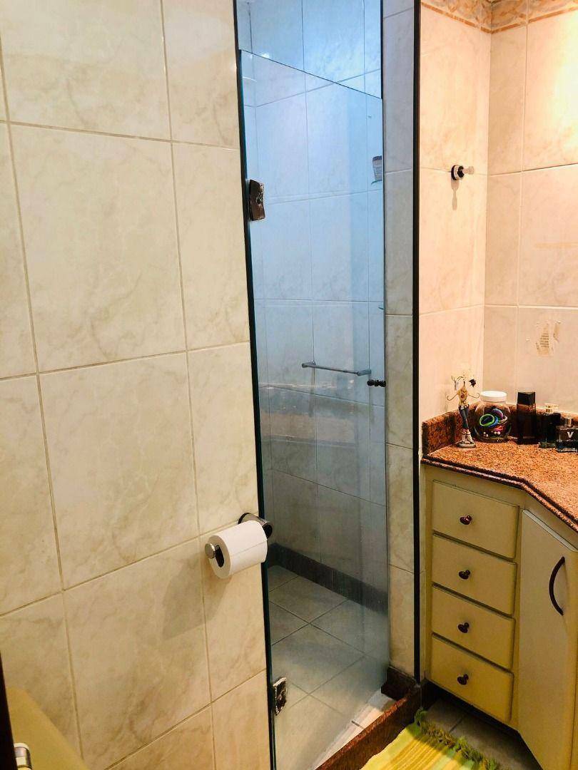 Apartamento à venda com 4 quartos, 135m² - Foto 13