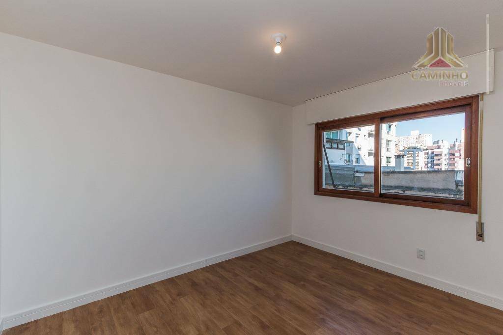 Apartamento à venda com 3 quartos, 109m² - Foto 2