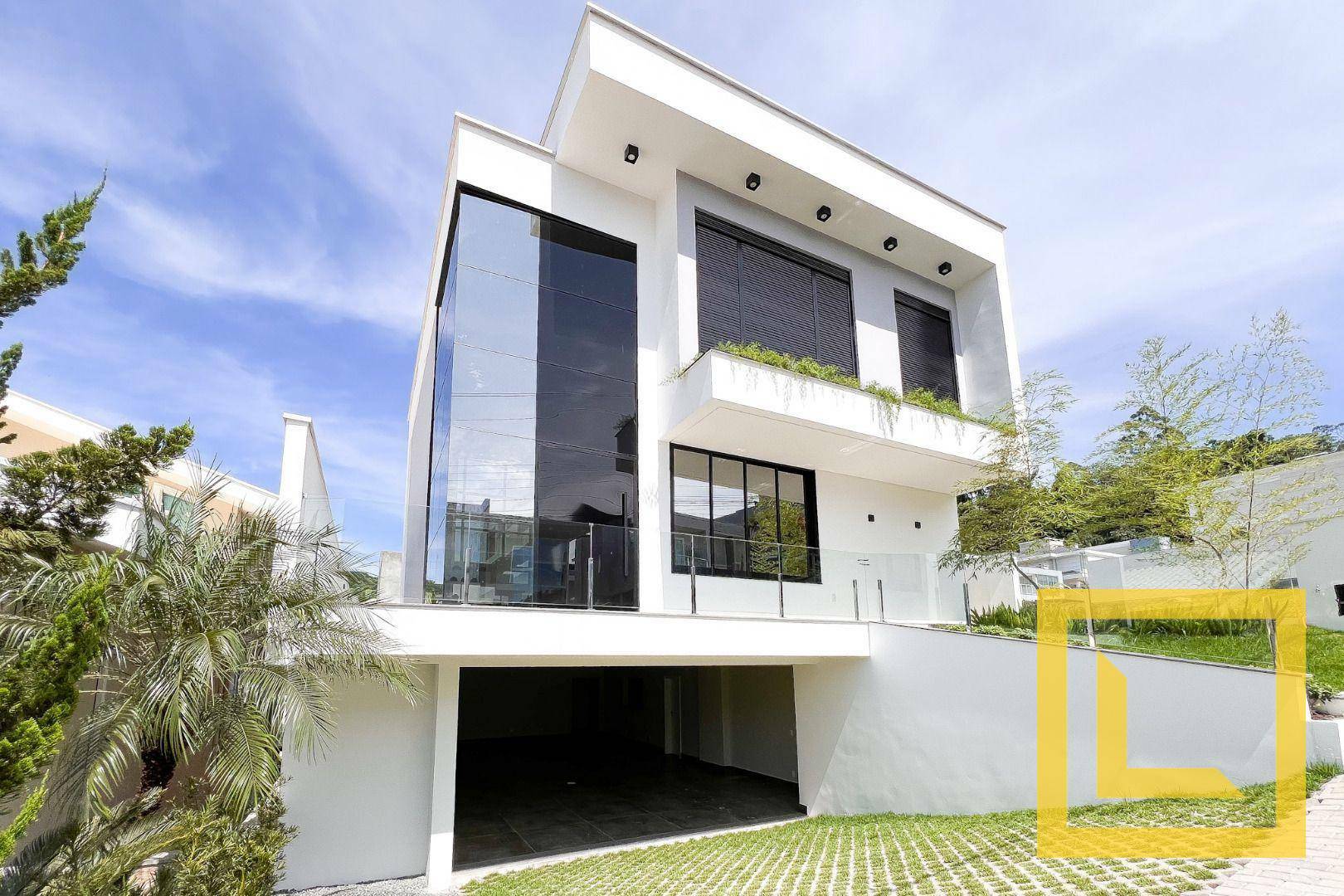 Casa de Condomínio à venda com 3 quartos, 433m² - Foto 2