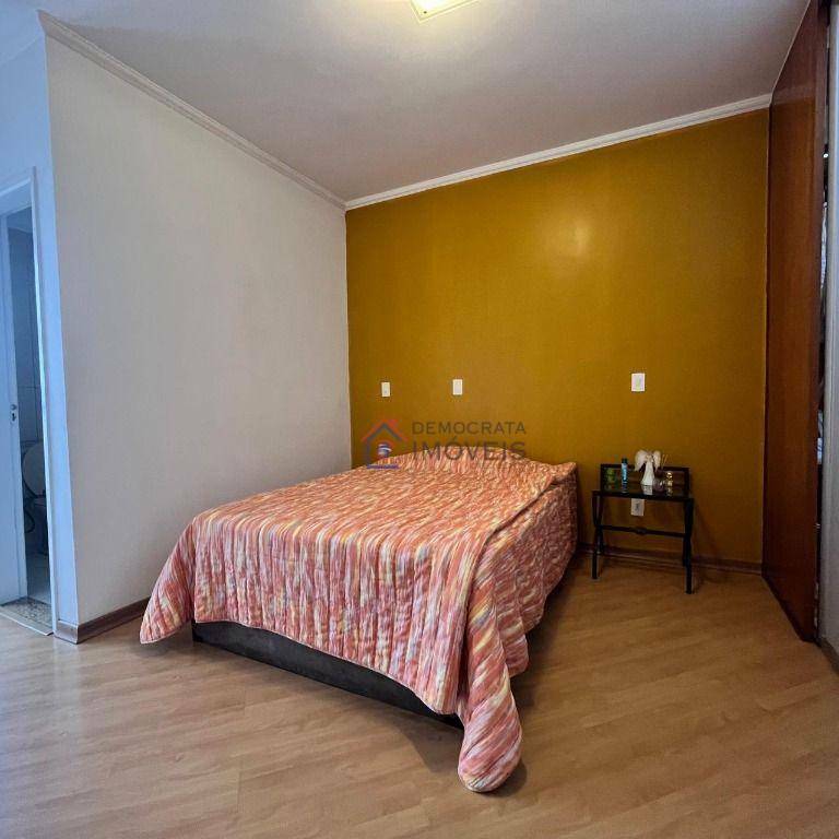 Apartamento à venda com 3 quartos, 115m² - Foto 14