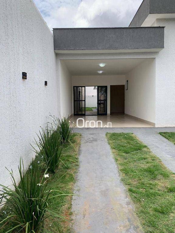 Casa à venda com 3 quartos, 110m² - Foto 2