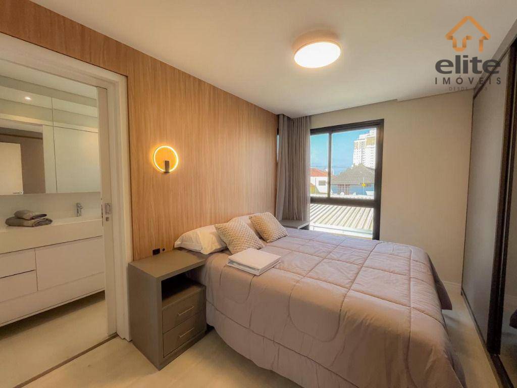 Apartamento à venda com 2 quartos, 81m² - Foto 10