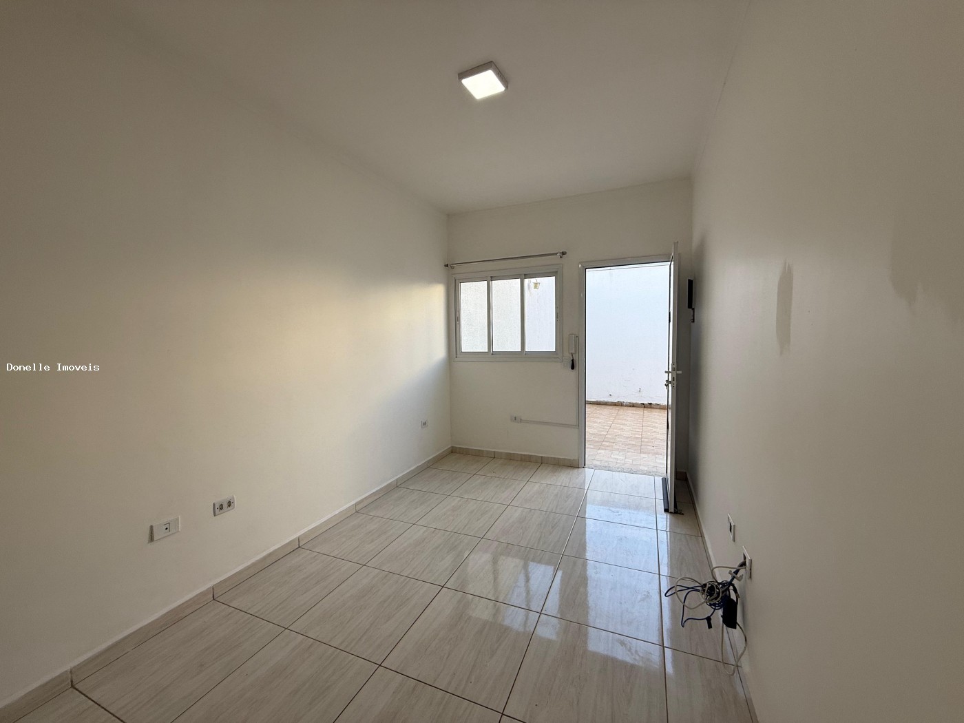 Casa para alugar com 2 quartos, 125m² - Foto 12