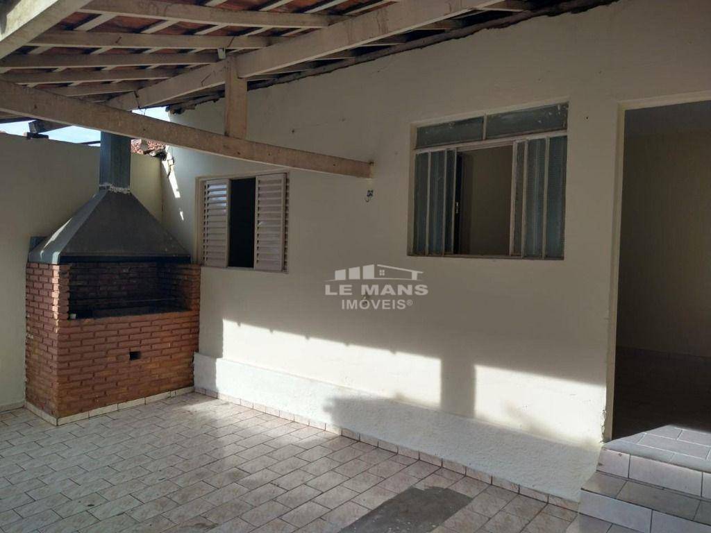 Casa à venda com 2 quartos, 55m² - Foto 25