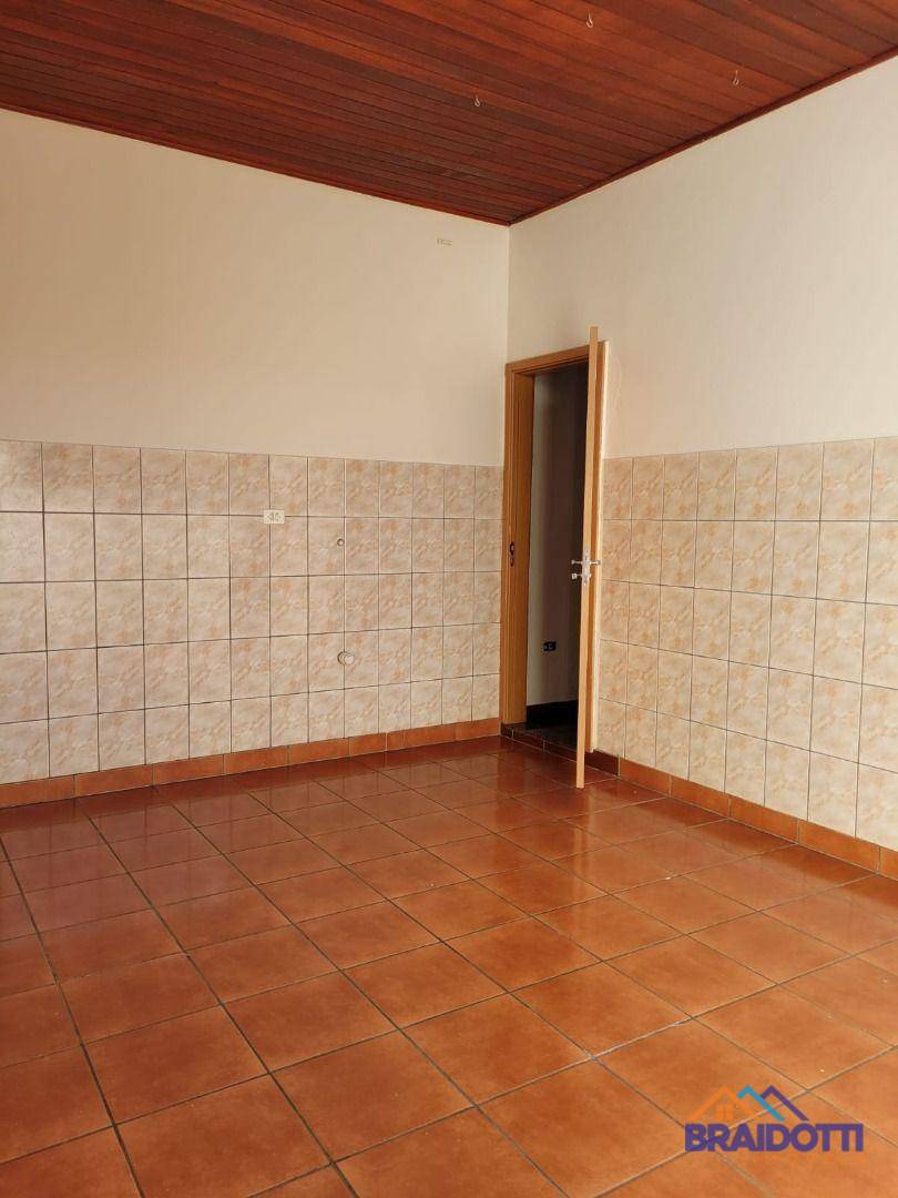 Casa à venda com 2 quartos, 125m² - Foto 13