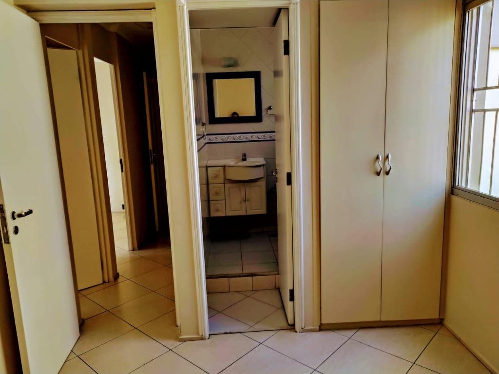 Apartamento à venda e aluguel com 3 quartos, 80m² - Foto 9