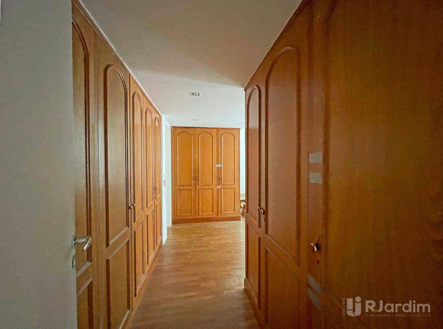 Cobertura à venda e aluguel com 4 quartos, 400m² - Foto 22