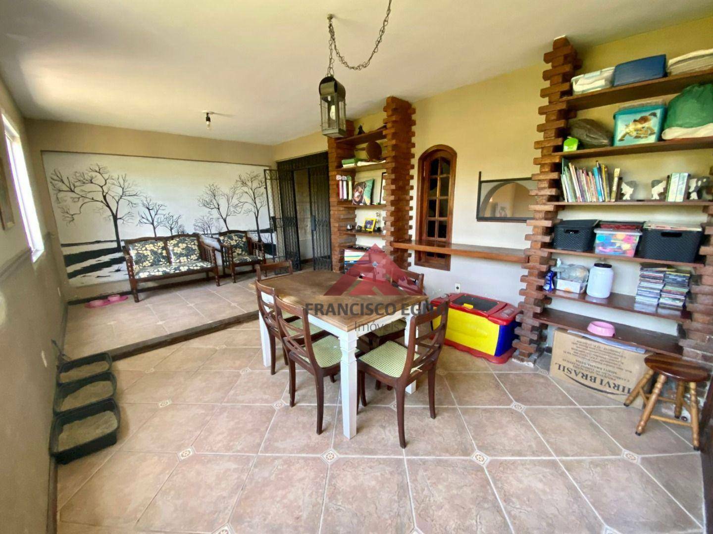 Casa à venda com 3 quartos, 350m² - Foto 11