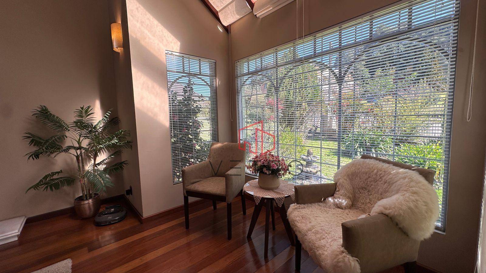 Casa, 4 quartos, 253 m² - Foto 3