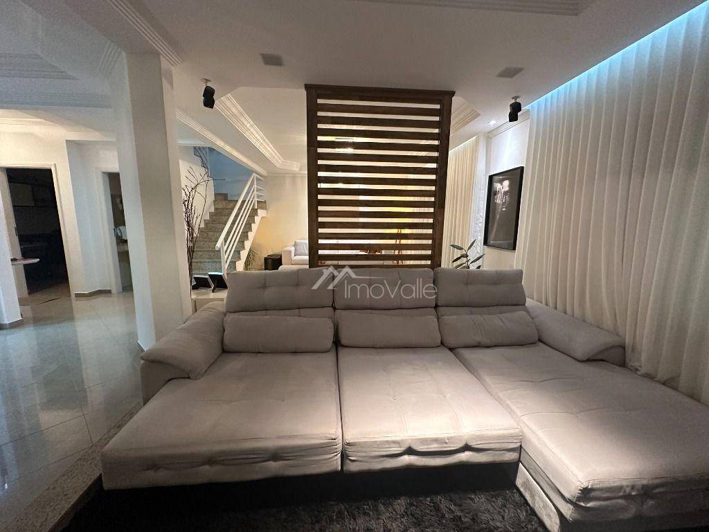 Casa de Condomínio à venda com 5 quartos, 220m² - Foto 10