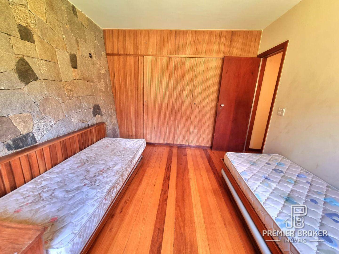 Casa à venda com 6 quartos, 950m² - Foto 20