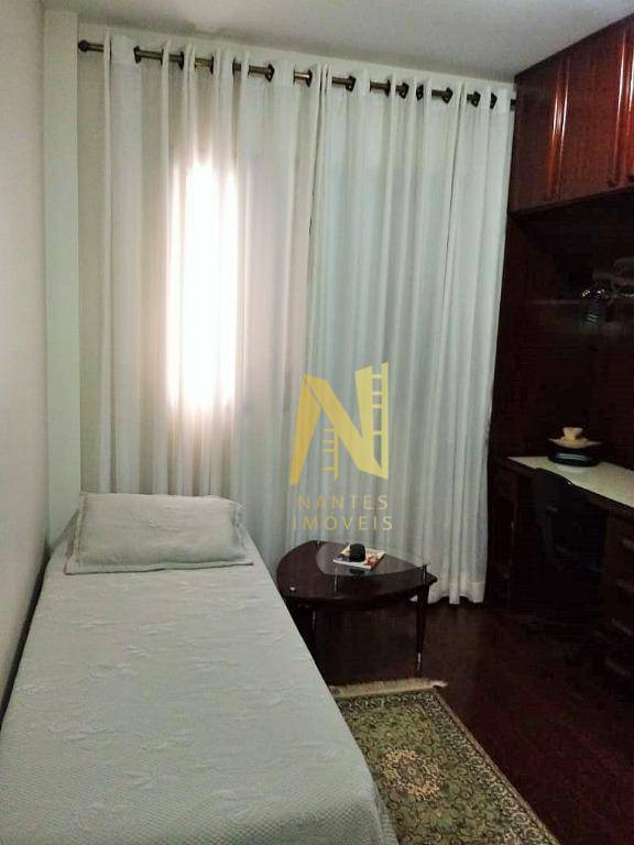 Apartamento à venda com 3 quartos, 95m² - Foto 17