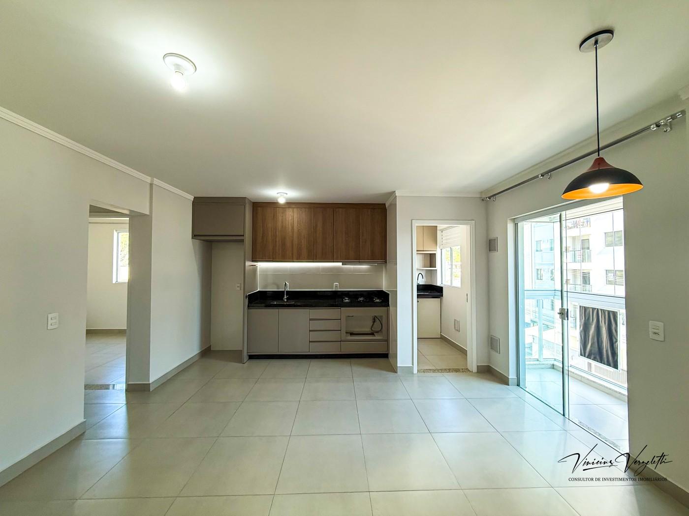 Apartamento à venda com 2 quartos, 76m² - Foto 2
