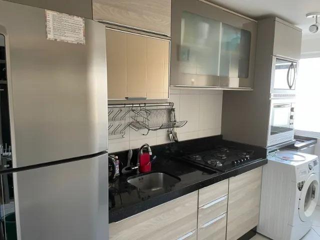 Apartamento à venda com 3 quartos, 77m² - Foto 2