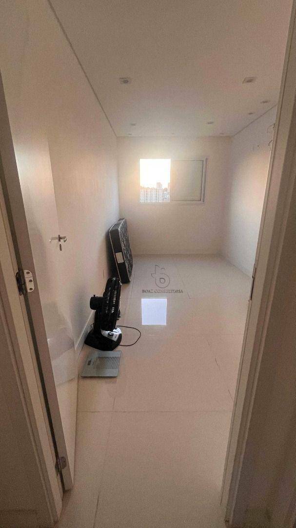 Apartamento à venda com 2 quartos, 76m² - Foto 11