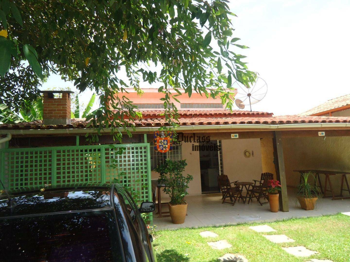 Casa à venda com 4 quartos, 180m² - Foto 2