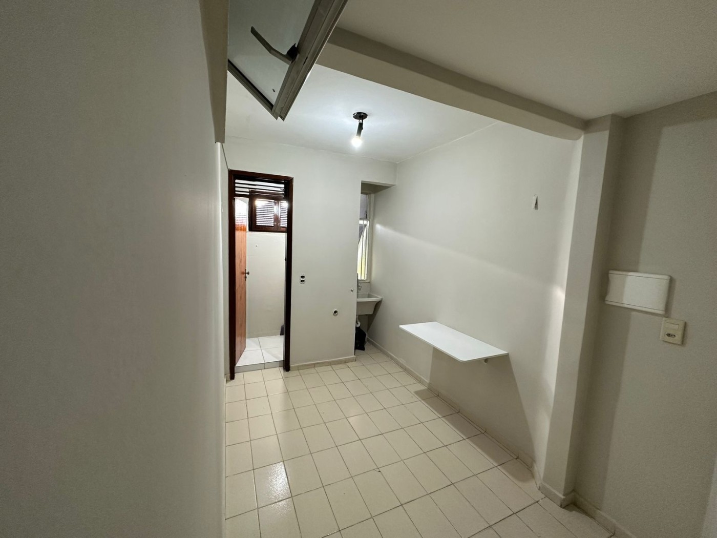 Apartamento à venda com 3 quartos, 121m² - Foto 6