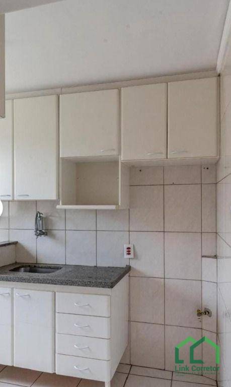 Apartamento à venda com 2 quartos, 46m² - Foto 7