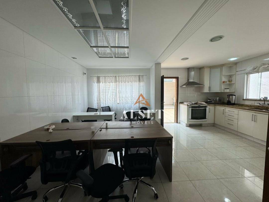 Sobrado à venda com 4 quartos, 300m² - Foto 11