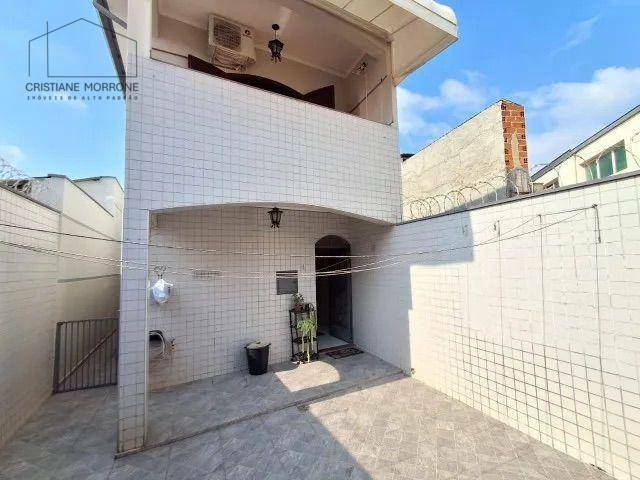 Casa à venda com 3 quartos, 236m² - Foto 16