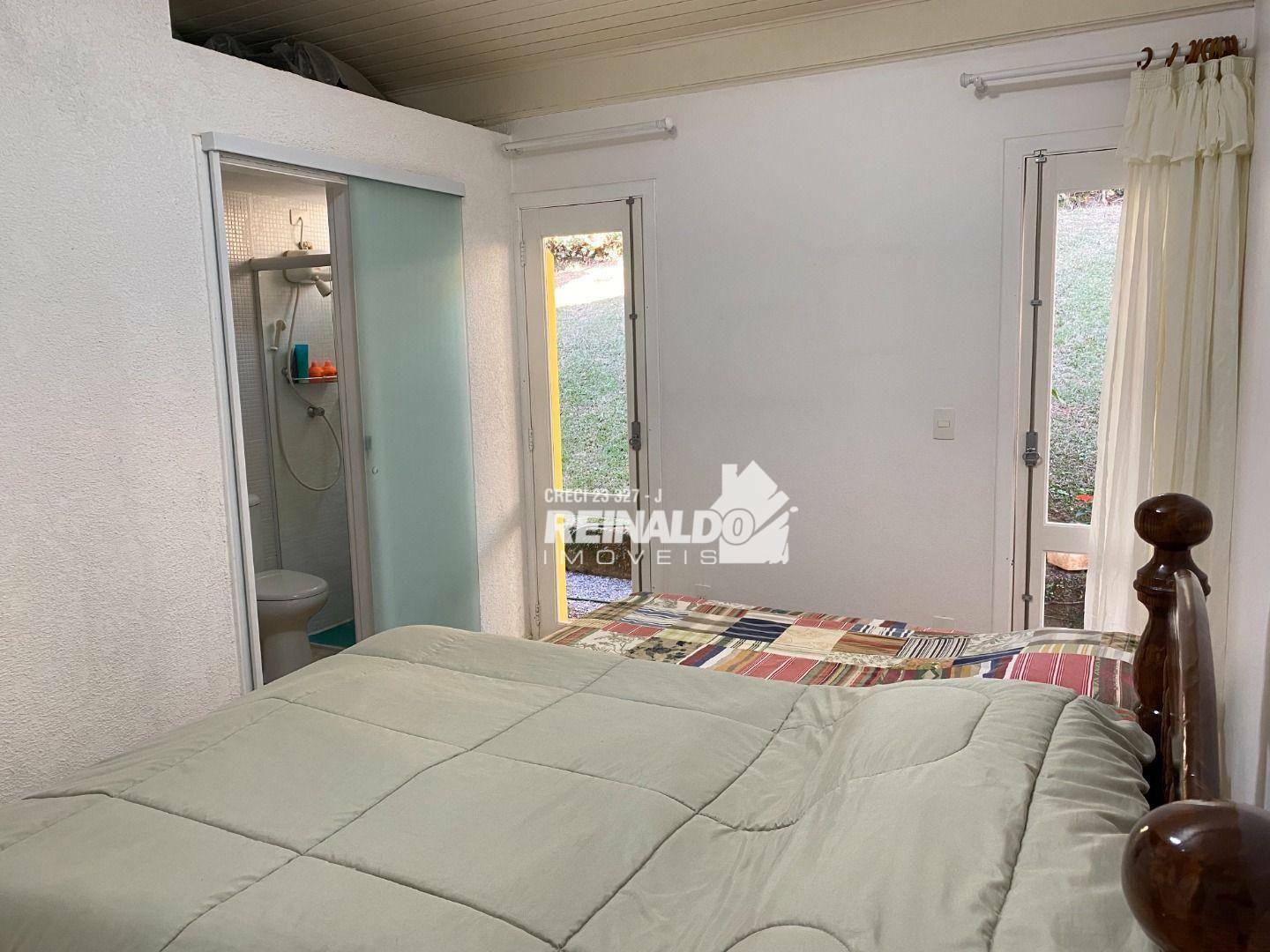 Casa de Condomínio à venda com 6 quartos, 250m² - Foto 27