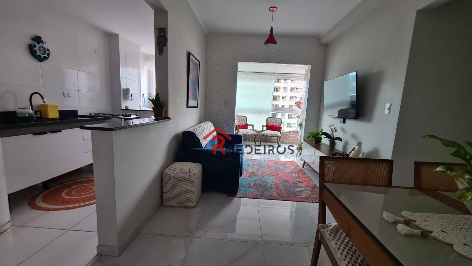 Apartamento à venda com 2 quartos, 70m² - Foto 3