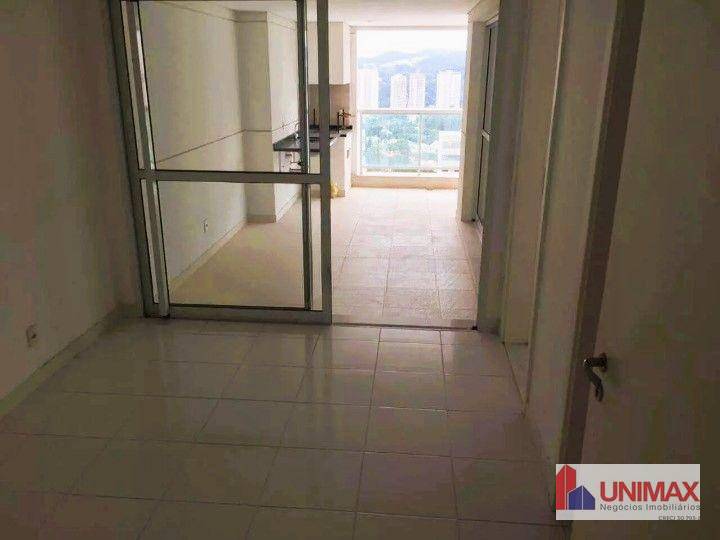 Apartamento à venda com 3 quartos, 243m² - Foto 10