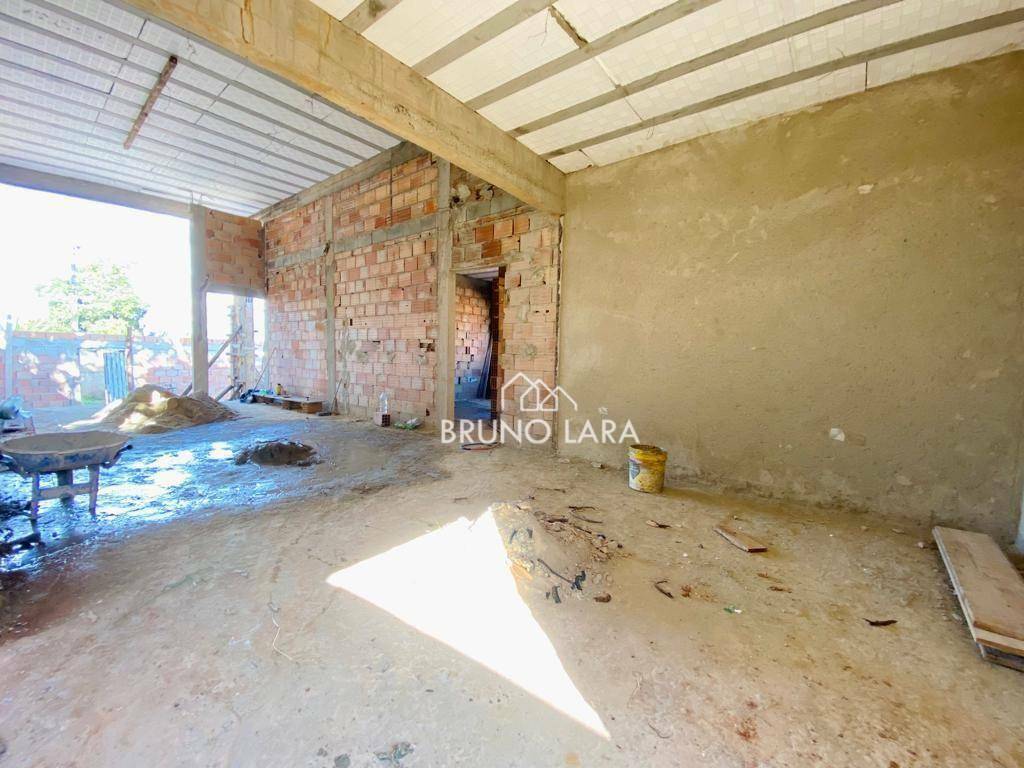 Casa à venda com 3 quartos, 157m² - Foto 6