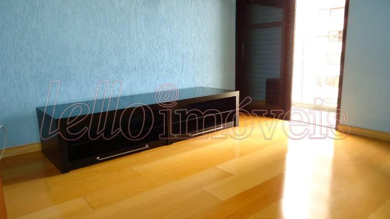 Apartamento para alugar com 2 quartos, 81m² - Foto 5