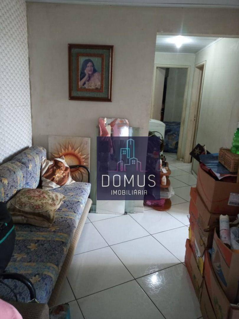 Apartamento à venda com 2 quartos, 75m² - Foto 3