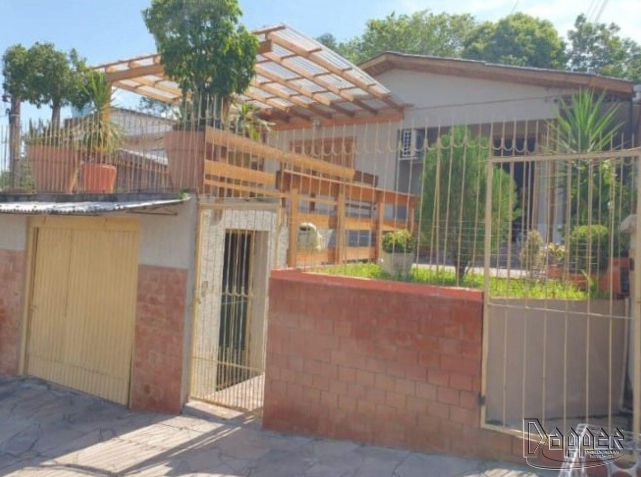 Casa à venda com 2 quartos, 55m² - Foto 1