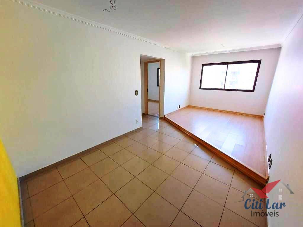 Apartamento à venda com 2 quartos, 60m² - Foto 3