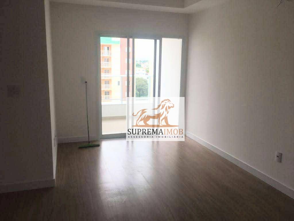 Apartamento à venda com 3 quartos, 72m² - Foto 1