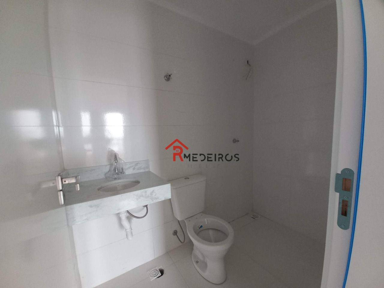 Apartamento à venda com 2 quartos, 63m² - Foto 11