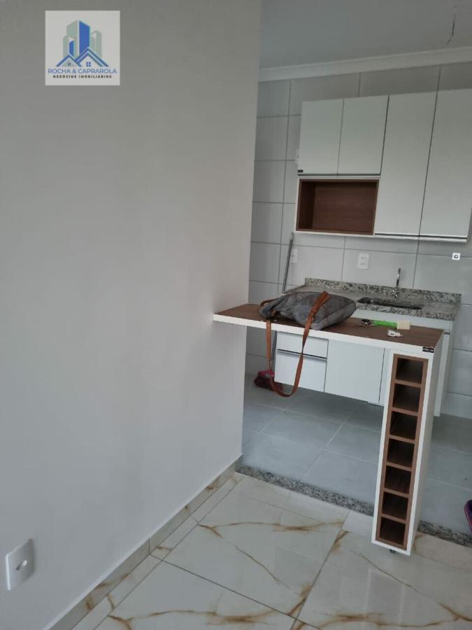 Apartamento à venda com 2 quartos, 48m² - Foto 2