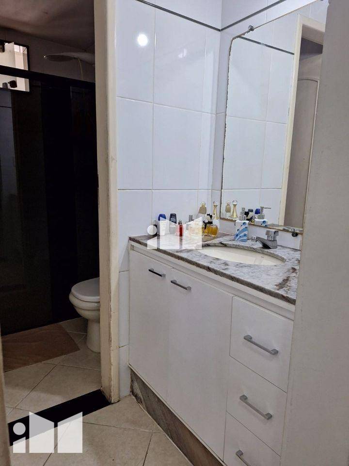 Apartamento à venda com 3 quartos, 158m² - Foto 21