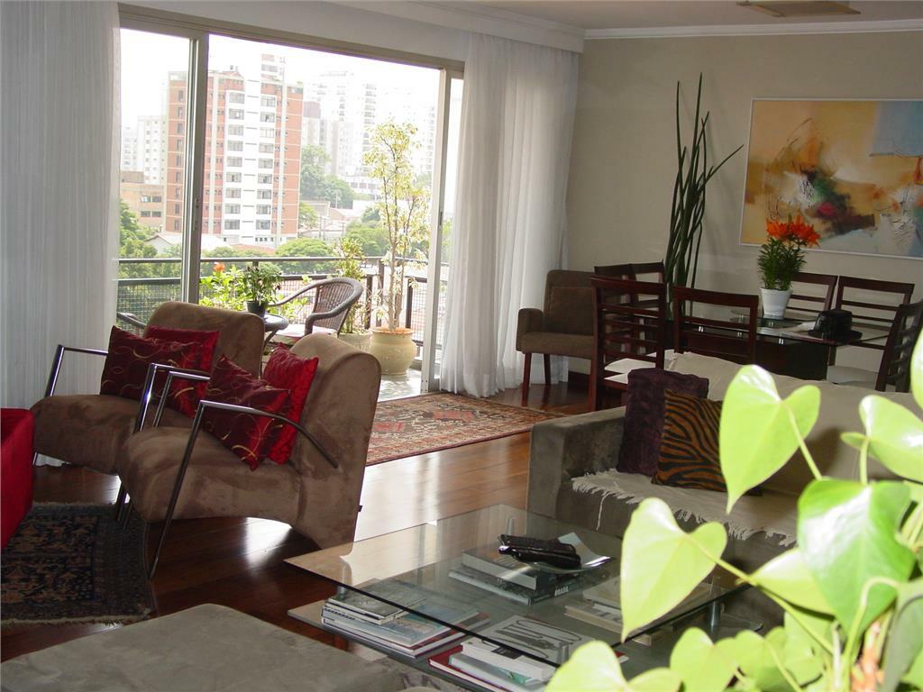 Apartamento à venda com 3 quartos, 140m² - Foto 5