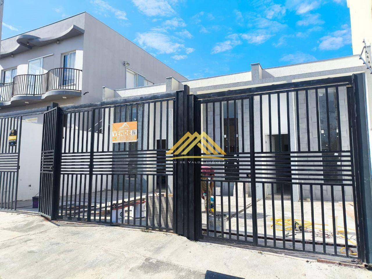 Casa à venda com 2 quartos, 75m² - Foto 4