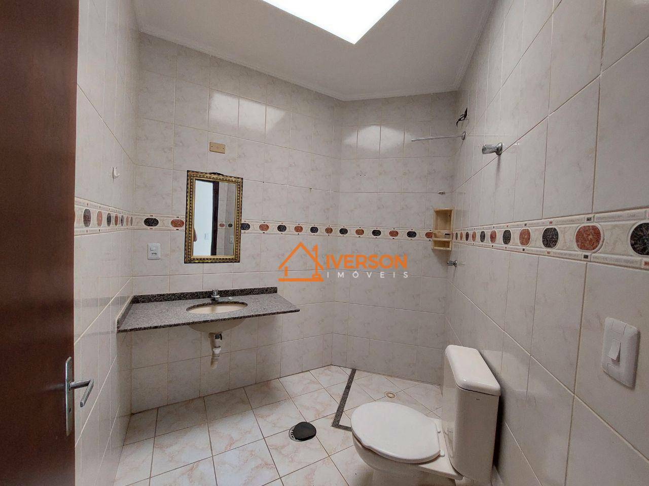 Apartamento para alugar com 3 quartos, 80m² - Foto 3