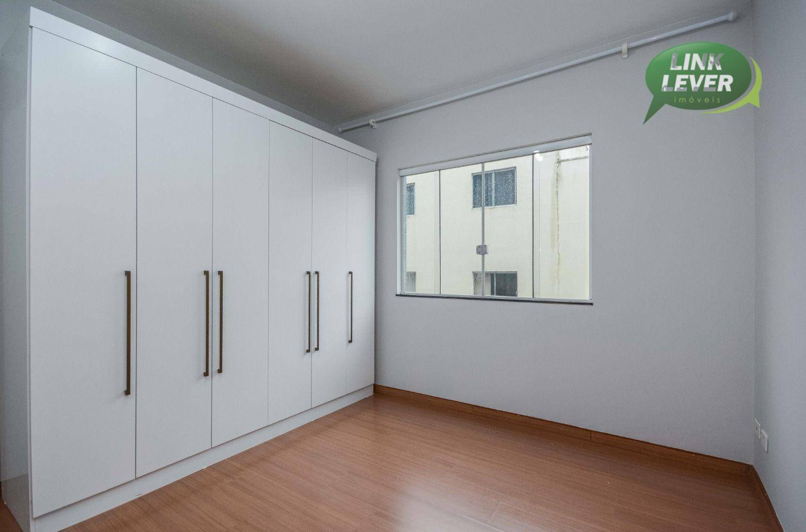 Apartamento para alugar com 2 quartos, 64m² - Foto 32