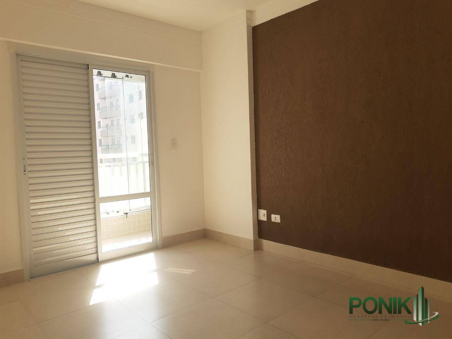 Apartamento à venda com 3 quartos, 120m² - Foto 18