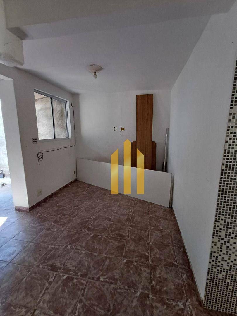 Casa à venda com 1 quarto, 55m² - Foto 15