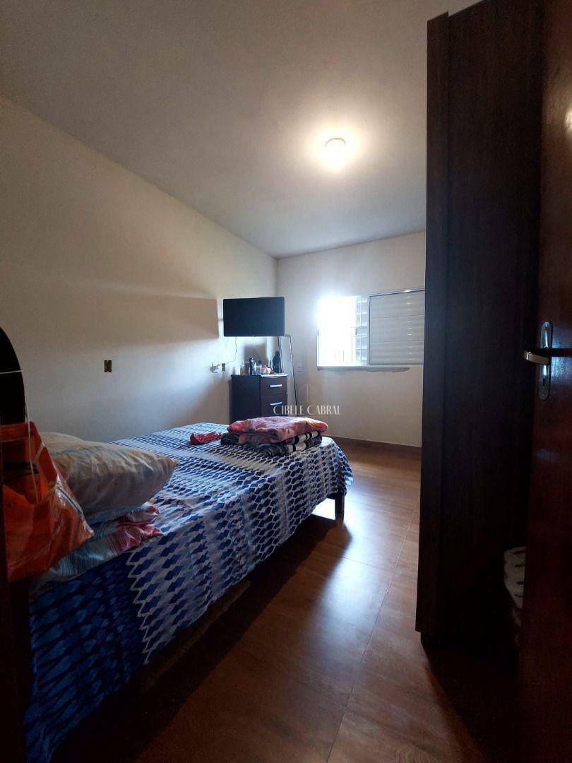 Chácara à venda com 4 quartos, 351m² - Foto 11