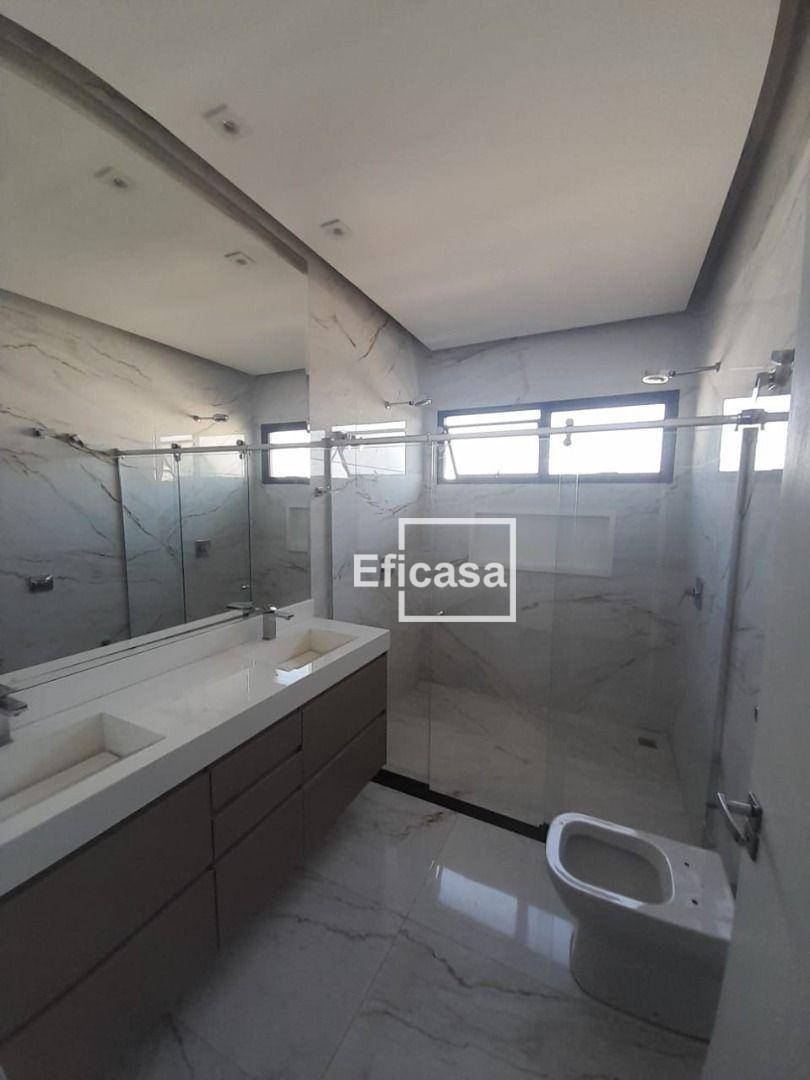 Sobrado à venda com 3 quartos, 240m² - Foto 11