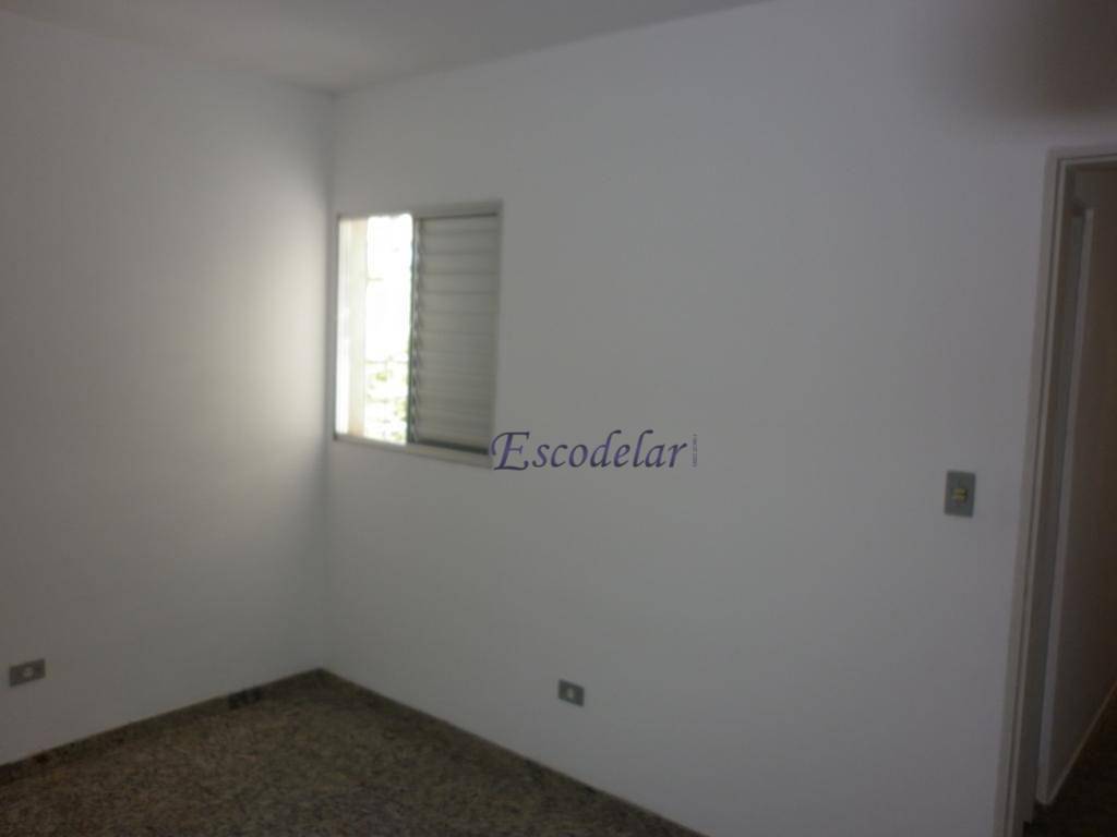 Casa para alugar com 1 quarto, 60m² - Foto 5