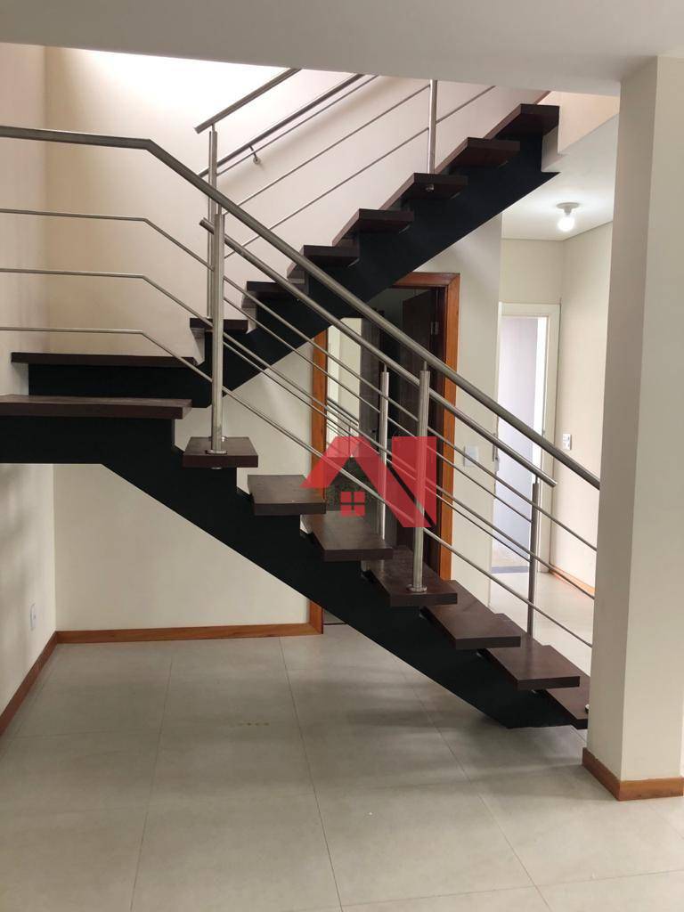 Sobrado à venda e aluguel com 3 quartos, 200m² - Foto 25