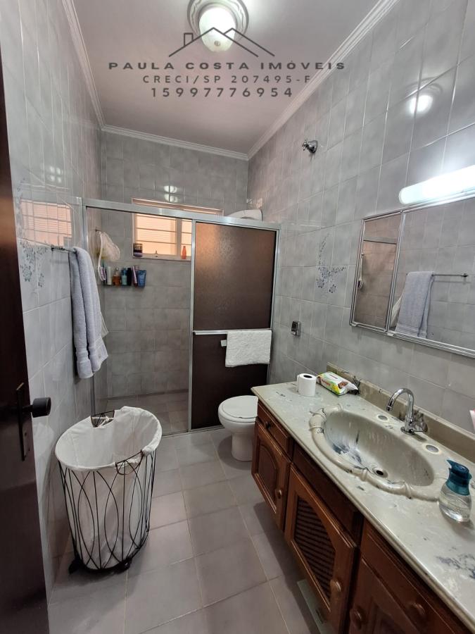 Casa à venda com 3 quartos, 201m² - Foto 15