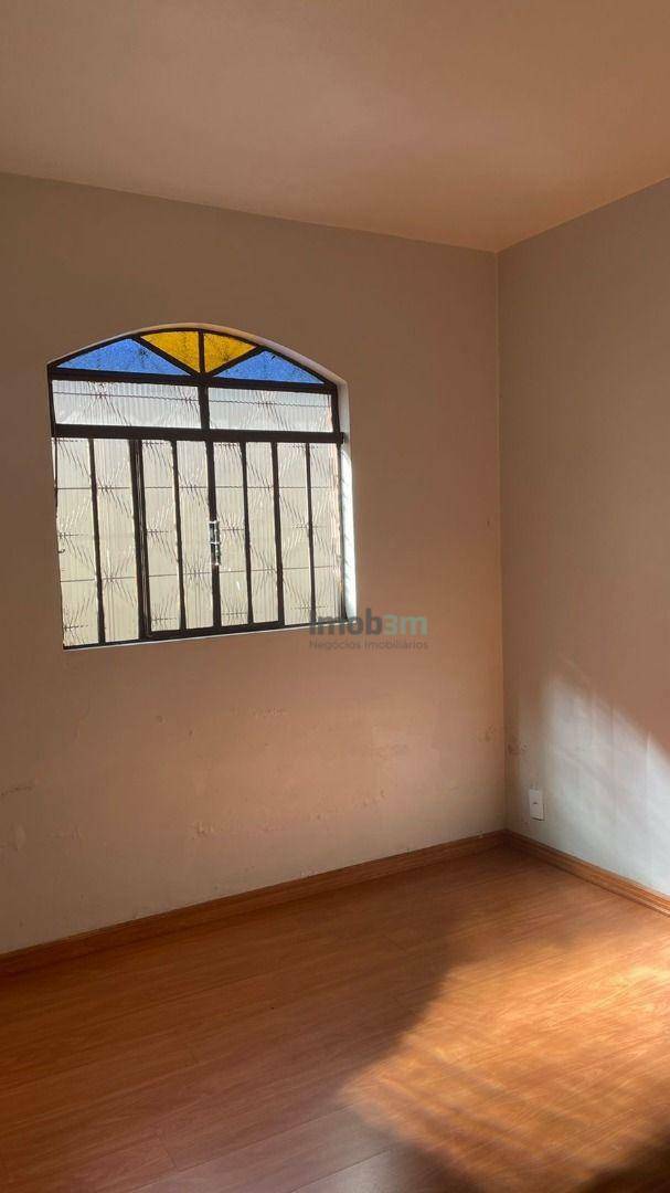 Casa à venda com 4 quartos, 223m² - Foto 5