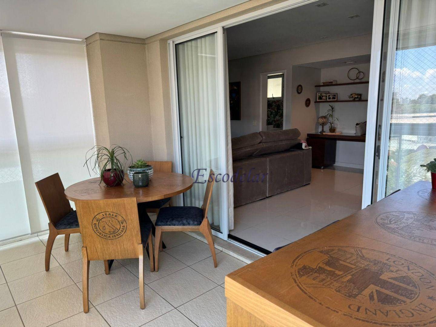 Apartamento à venda com 2 quartos, 96m² - Foto 7